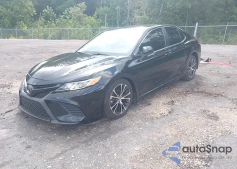 2019 Toyota Camry Se z USA, uszkodzony, nr VIN 4T1B11HK0KU731326